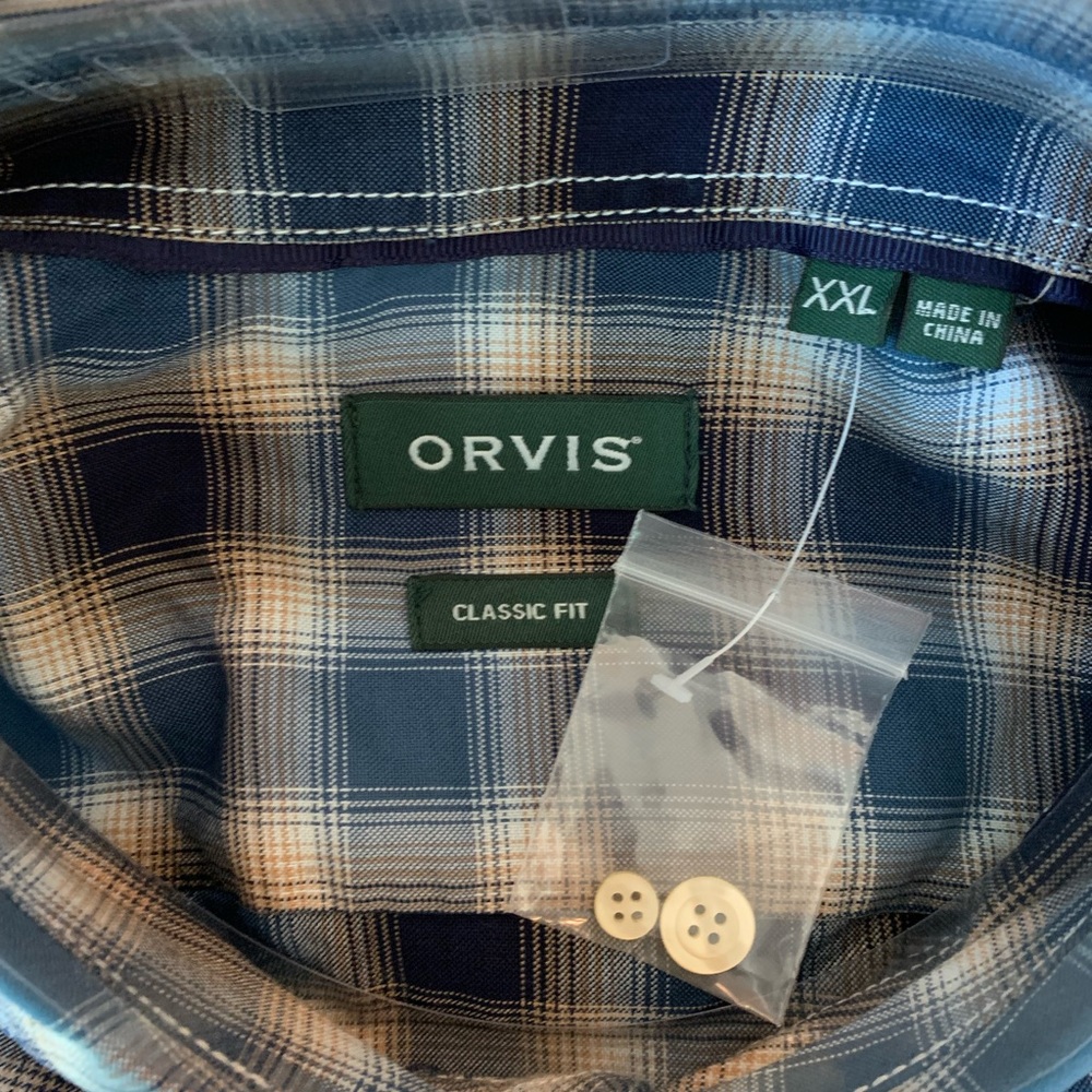 Brand new in packaging Orvis XXL men’s button down blue shirt